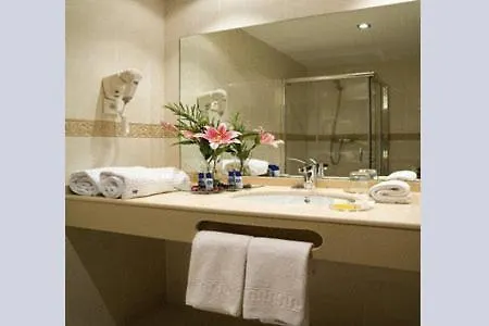Arena Hotel 3*