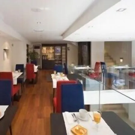 Arena Ξενοδοχείο